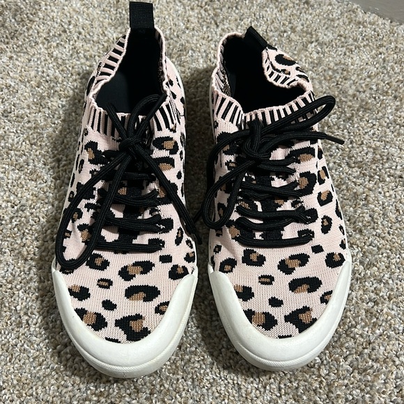Pink Leopard Print Slip on Sneakers Lace Up Stretch Size 6 - Picture 1 of 5
